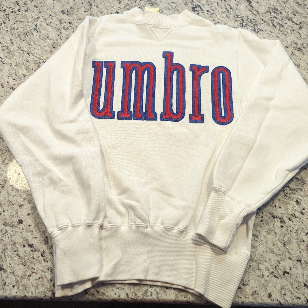 Vintage Umbro White Adult Small Sweatshirt EUC